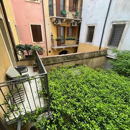 Teodorico & 4* Βερόνα
