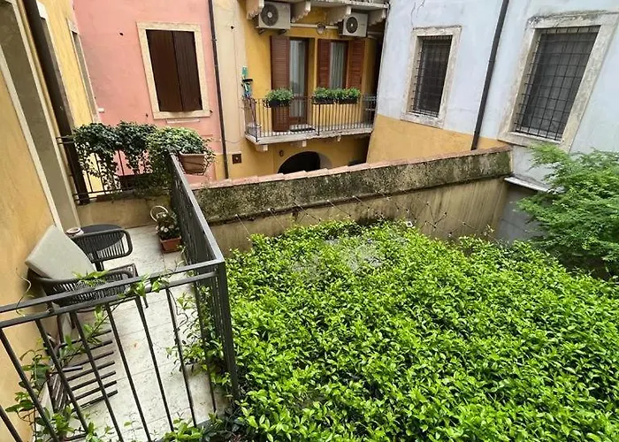 Teodorico & 4* Werona